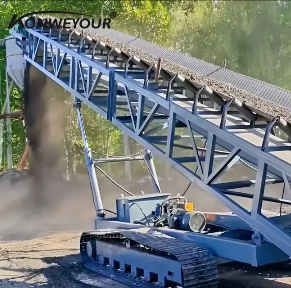 Conveyor cu curea mobilă cu boom telescopic